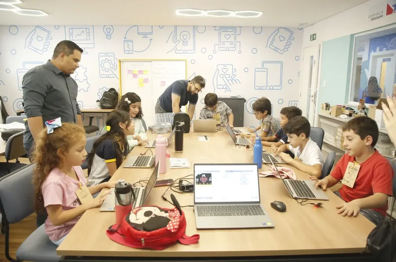 Pará amplia rede de inovação educacional com mais 12 Cisebs em seis municípios do Oeste